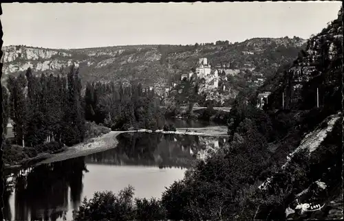 Ak Cajarc Lot, Village de Monbrun