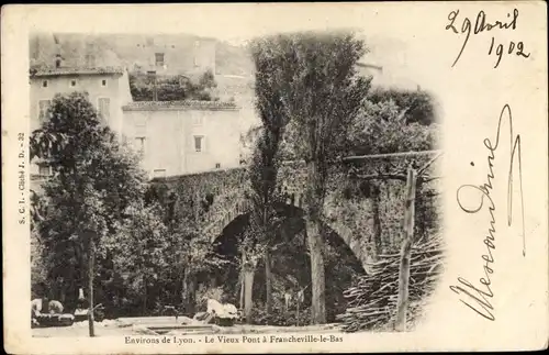 Ak Francheville le Bas Rhône, vieux Pont, vue générale