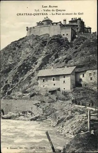 Ak Queyras Hautes Alpes, Château, Le Fort en amont du Guil