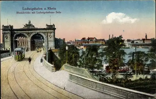 Ak Ludwigshafen am Rhein Rheinland Pfalz, Rheinbrücke mit Ludwigshafener Seite