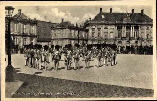 Ak København Kopenhagen Dänemark, Vagtparaden, Amalienborg