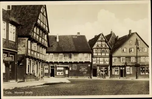 Ak Celle in Niedersachsen, Mauernstraße, Läden, Fachwerkhäuser