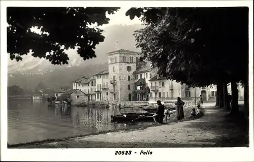 Ak Pella Piemonte, Uferpartie, Häuser, Boote