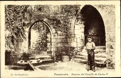 Ak Fuenterrabia Baskenland, Interior del Castillo de Carlos V