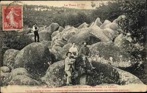 Ak Sidobre de Castres Tarn, Une Riviere de Rochers