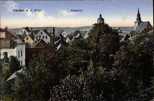 Ak Verden an der Aller, Stadt im Hintergrund von grünen Bäumen