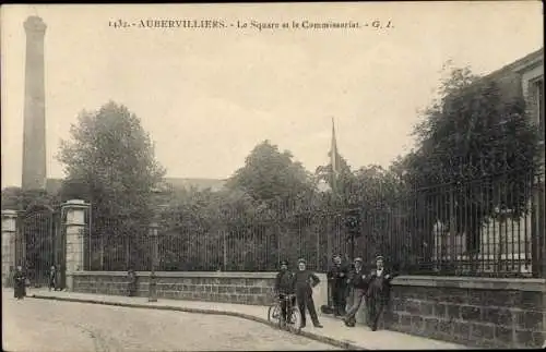 Ak Aubervilliers Seine Saint Denis, Le Square et le Commissariat