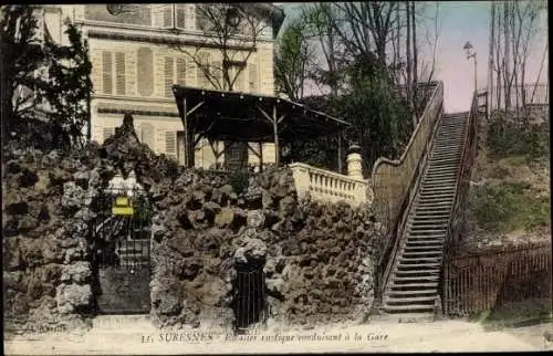 Ak Suresnes Hauts de Seine, Escalier rustique conduisant a la Gare