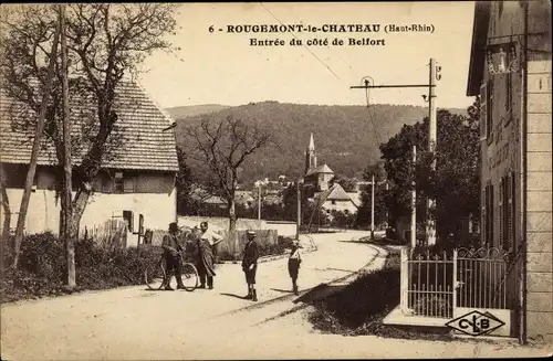 Ak Rougemont le Chateau Territoire de Belfort, Entree du cote de Belfort, velo, eglise