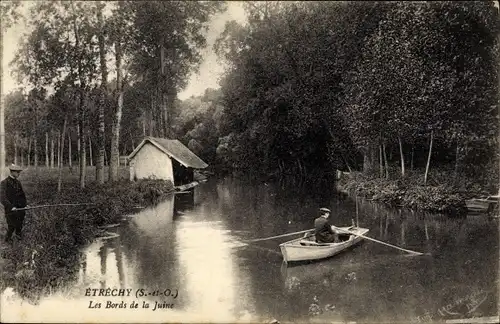 Ak Étréchy Essonne, Les Bords de la Juine, barque