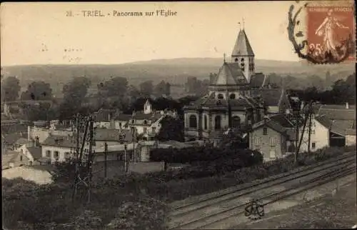 Ak Triel sur Seine Yvelines, Panorama sur l'èglise, voies ferrées, vue partielle de la village