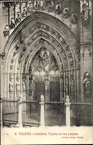Ak Toledo Kastilien La Mancha Spanien, Catedral, Puerta de los Leones
