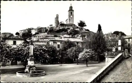 Ak Reillanne Alpes de Haute Provence, Place Saint Denis