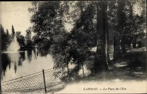 Ak Landau in der Pfalz, Le Parc de l'Est