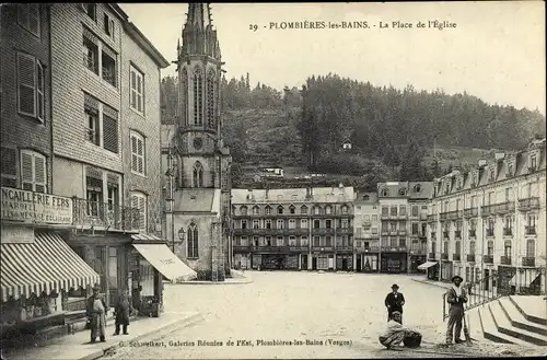 Ak Plombieres les Bains Lothringen Vosges, La Place de l'Eglise, Kirche, Geschäfte