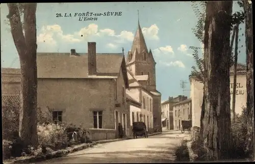 Ak La Forêt sur Sèvre Deux Sèvres, L'Entree, eglise, hotel