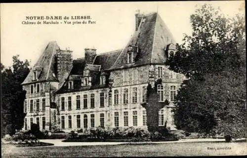 Ak Notre Dame de Liesse Aisne, Chateau de Marchais, Vue prise du Parc