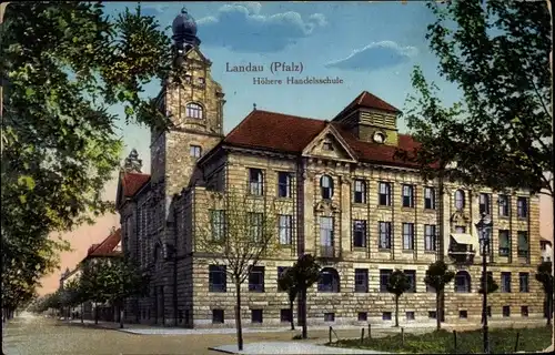 Ak Landau in der Pfalz, Höhere Handelsschule, Straßenansicht