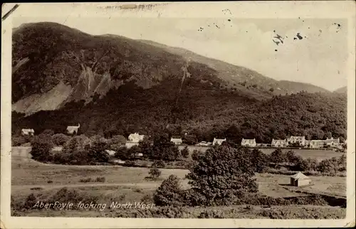 Ak Aberfoyle Schottland, Looking North West, Blick auf den Ort