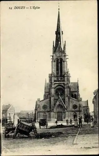 Ak Douzy Ardennes, L'Eglise