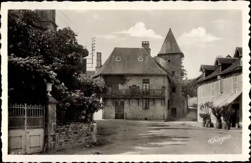 Ak Le Lonzac Corrèze, Le Vieux Logis