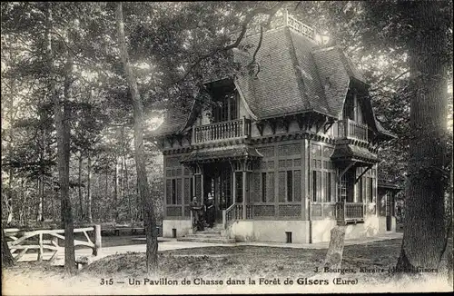 Ak Gisors Eure, pavillon de Chasse dans la Foret