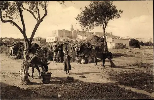 Ak Tunesien, un camp, anes, panorama d'une ville