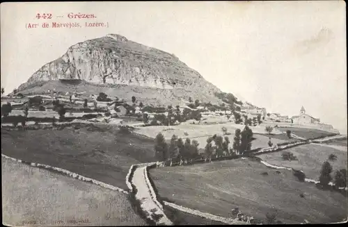 Ak Grezes Lozère, Berg, Kirche