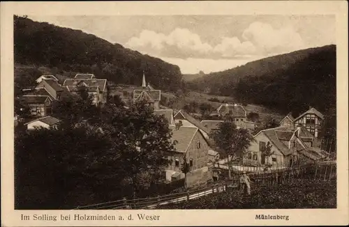 Ak Mühlenberg Holzminden in Niedersachsen, Teilansicht der Ortschaft, Mann mit Korb auf einem Feld