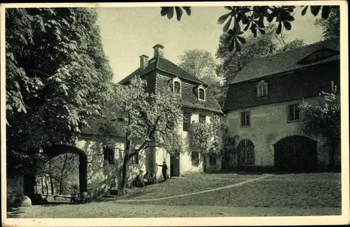 Ak Weesenstein Müglitztal in Sachsen, Äußerer Schlosshof