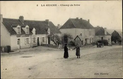 Ak Guiche Saône et Loire, Champ de foire