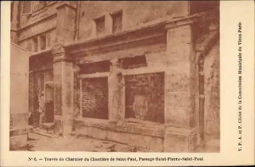 Ak Paris Ménilmontant, Travée du Charnier du Cimetière de Saint Paul