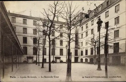 Ak Paris Hôtel de Ville, Lycée St. Louis, la seconde Cour