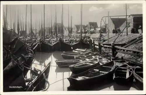 Ak Edam Volendam Nordholland Niederlande, Hafen, Boote