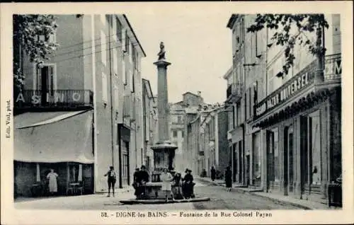 Ak Digne les Bains Alpes de Haute Provence, Fontaine de la Rue Colonel Payan