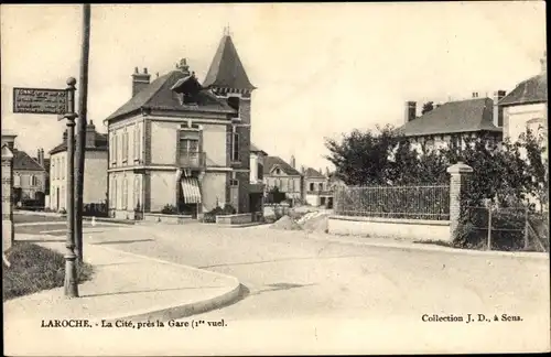 Ak Laroche Yonne, La Cité, près de la Gare