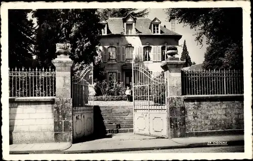 Ak Chamberet Corrèze, Villa des Marronniers