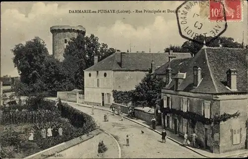 Ak Dammarie en Puisaye Loiret, Rue principale et Donjon