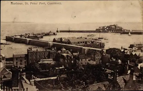 Ak St. Peter Port Guernsey Kanalinseln, Harbour, total view