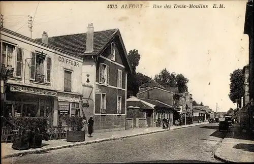 Ak Alfort Val de Marne, RUe des Deux Moulins