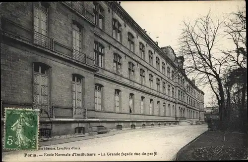 Ak Paris XV., Ecole Normale d'Instituteurs, La Grande facade vue de profil