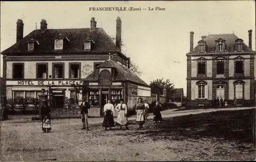 Ak Francheville Eure, La Place, Hotel de la Place