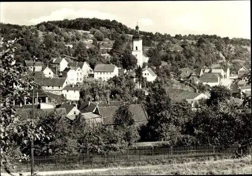 Ak Kraftsdorf Thüringen, Panorama vom Ort, Kirche