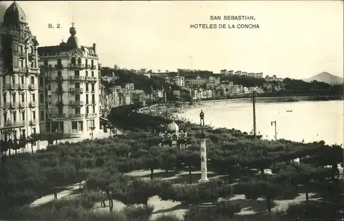 Ak San Sebastian Baskenland, Hoteles de la Concha, Denkmal, Parkanlage