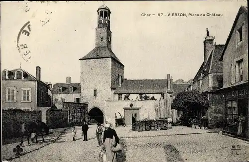 Ak Vierzon Cher, Place du Chateau