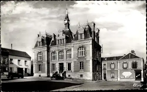 Ak Malesherbes Loiret, L'Hôtel de Ville