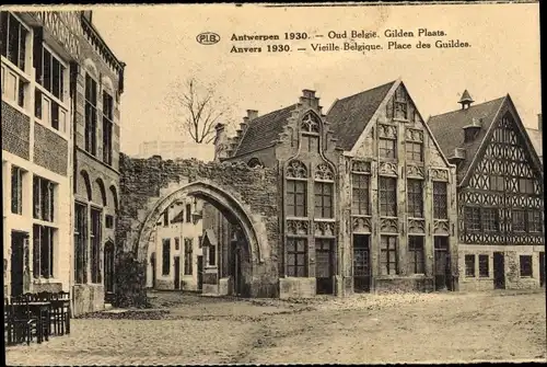 Ak Antwerpen Anvers Flandern, Place des Guildes, Fachwerkhaus, Tor