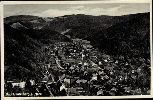 Ak Bad Lauterberg im Harz, Fliegeraufnahme, Blick auf den Ort mit Umgebung