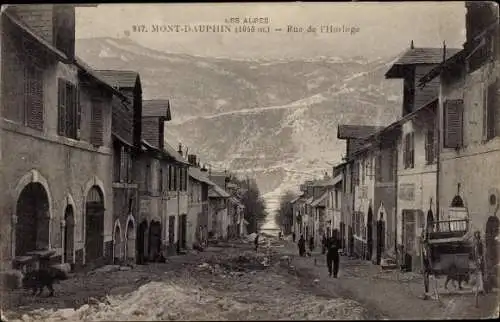 Ak Mont Dauphin Hautes-Alpes, Rue de l'Horloge