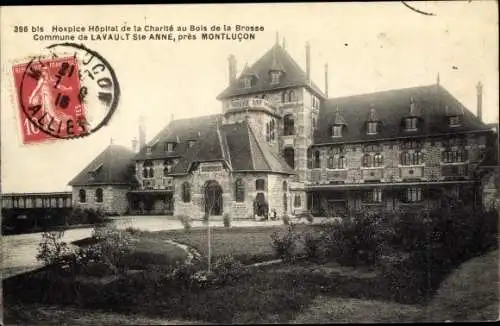 Ak Lavault Sainte Anne Allier, Hopital de la Charite